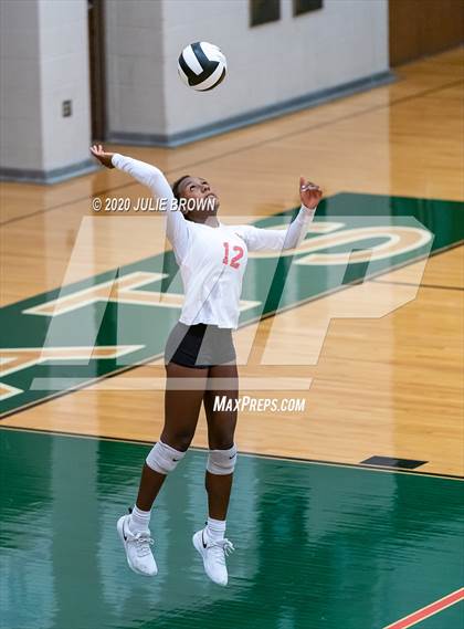 Thumbnail 2 in Hamilton Southeastern @ Lawrence North photogallery.