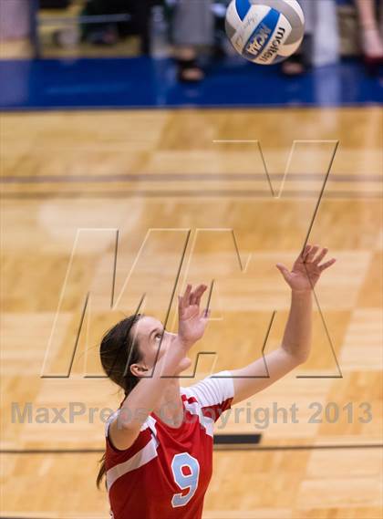 Thumbnail 2 in Incarnate Word @ Antonian Prep photogallery.