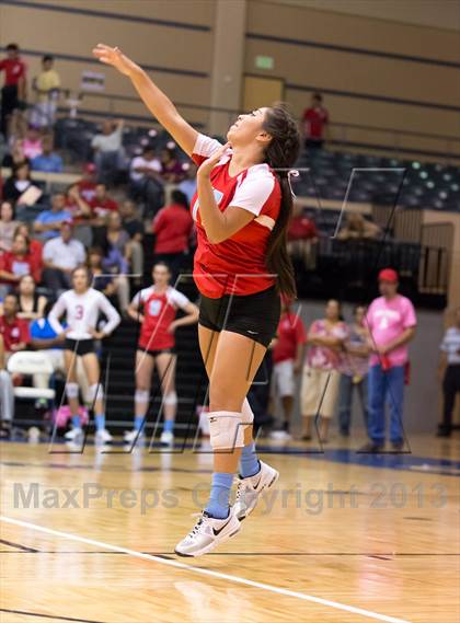 Thumbnail 3 in Incarnate Word @ Antonian Prep photogallery.
