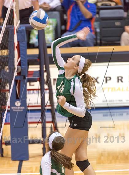 Thumbnail 3 in Incarnate Word @ Antonian Prep photogallery.