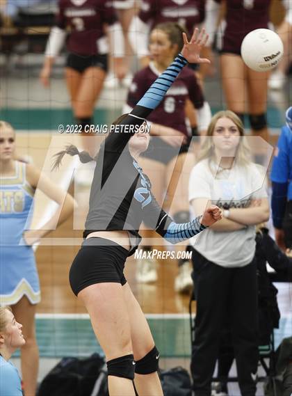 Thumbnail 1 in Desert Hills vs. Sky View (UHSAA 4A Semifinal) photogallery.