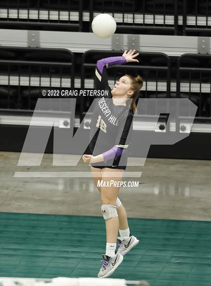 Thumbnail 1 in Desert Hills vs. Sky View (UHSAA 4A Semifinal) photogallery.