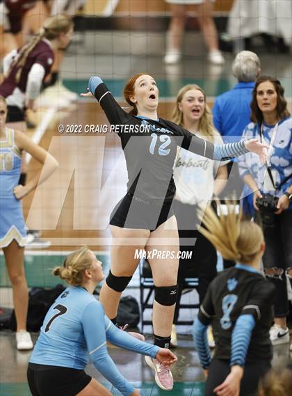 Thumbnail 1 in Desert Hills vs. Sky View (UHSAA 4A Semifinal) photogallery.