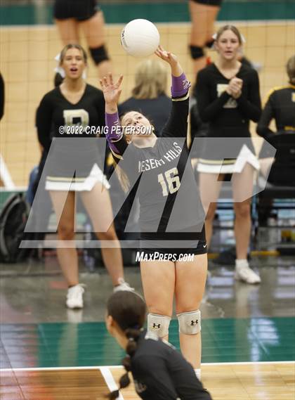 Thumbnail 1 in Desert Hills vs. Sky View (UHSAA 4A Semifinal) photogallery.