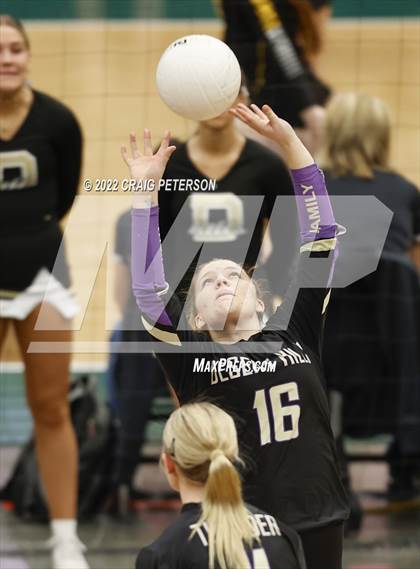 Thumbnail 2 in Desert Hills vs. Sky View (UHSAA 4A Semifinal) photogallery.