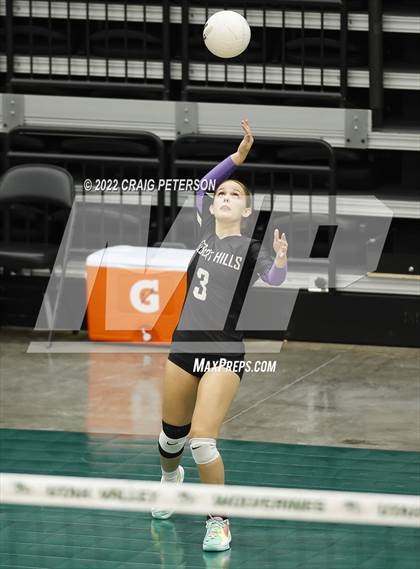 Thumbnail 1 in Desert Hills vs. Sky View (UHSAA 4A Semifinal) photogallery.