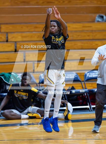 Thumbnail 1 in  Brooklyn Law & Tech vs St. Anthony's (New York Holiday Invitational) photogallery.