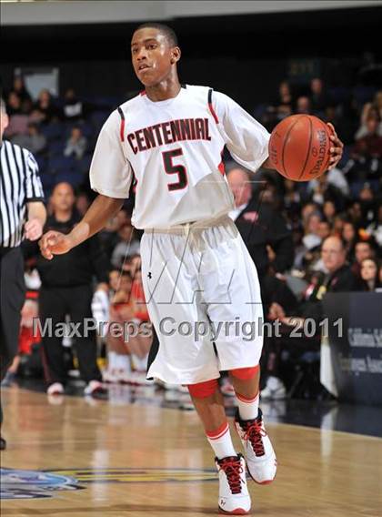 Thumbnail 3 in Mater Dei vs. Centennial (CIF SS Playoffs) photogallery.