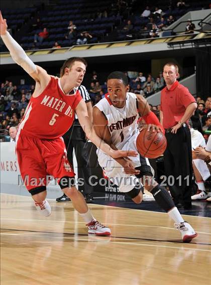 Thumbnail 2 in Mater Dei vs. Centennial (CIF SS Playoffs) photogallery.