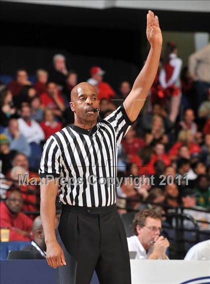 Thumbnail 1 in Mater Dei vs. Centennial (CIF SS Playoffs) photogallery.