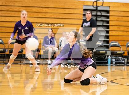 Thumbnail 1 in Enterprise vs Shasta photogallery.