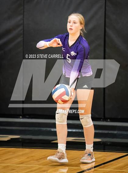 Thumbnail 3 in Enterprise vs Shasta photogallery.