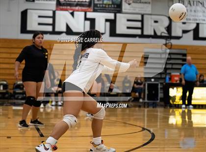 Thumbnail 1 in Enterprise vs Shasta photogallery.