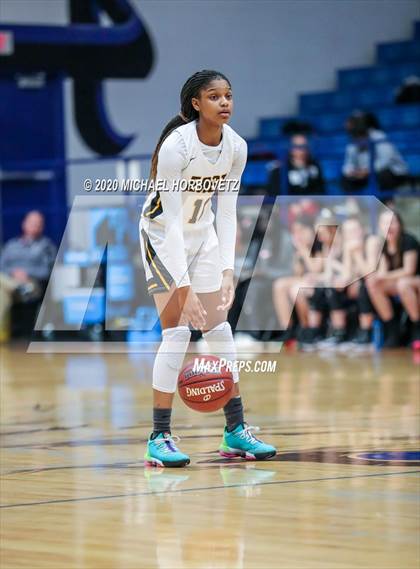 Thumbnail 2 in Wylie vs. Plano East (UIL 6A Bi-District Playoff) photogallery.