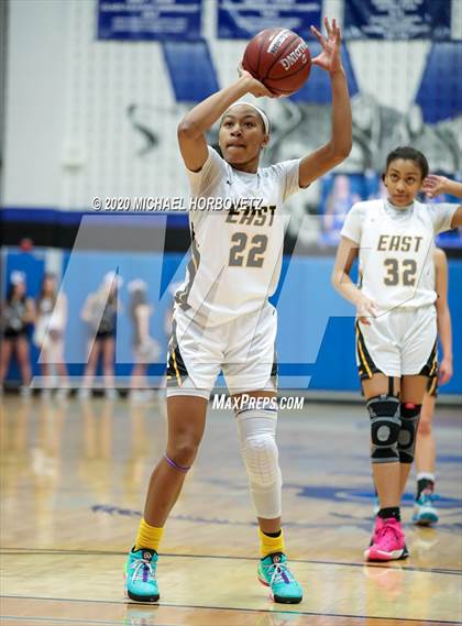 Thumbnail 3 in Wylie vs. Plano East (UIL 6A Bi-District Playoff) photogallery.