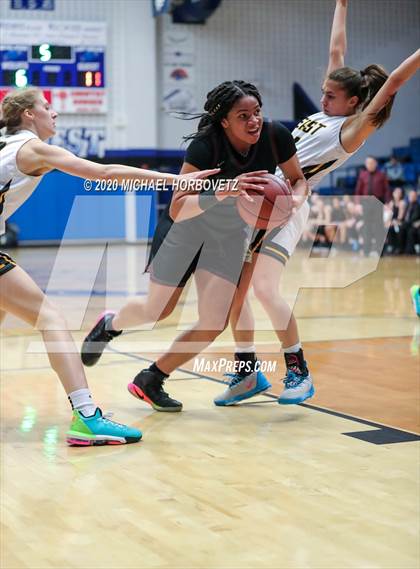Thumbnail 3 in Wylie vs. Plano East (UIL 6A Bi-District Playoff) photogallery.