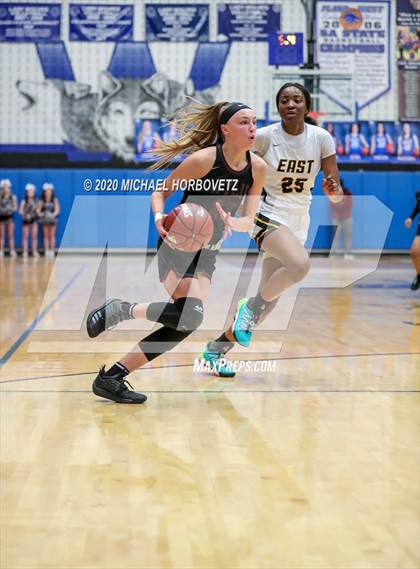 Thumbnail 2 in Wylie vs. Plano East (UIL 6A Bi-District Playoff) photogallery.
