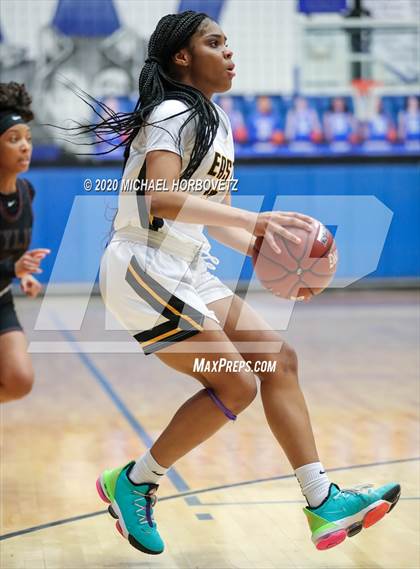 Thumbnail 1 in Wylie vs. Plano East (UIL 6A Bi-District Playoff) photogallery.