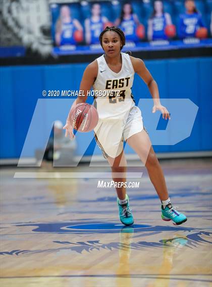 Thumbnail 3 in Wylie vs. Plano East (UIL 6A Bi-District Playoff) photogallery.