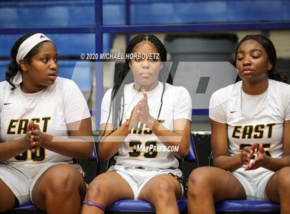 Thumbnail 1 in Wylie vs. Plano East (UIL 6A Bi-District Playoff) photogallery.