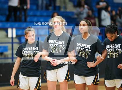 Thumbnail 3 in Wylie vs. Plano East (UIL 6A Bi-District Playoff) photogallery.