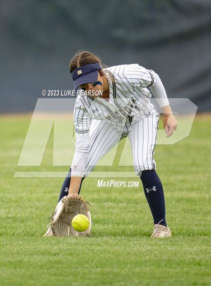 Thumbnail 3 in Franklin @ Elk Grove photogallery.