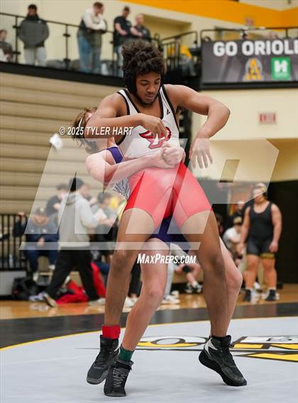 Thumbnail 3 in IHSAA Sectional 25. Avon (Afternoon Matches) photogallery.