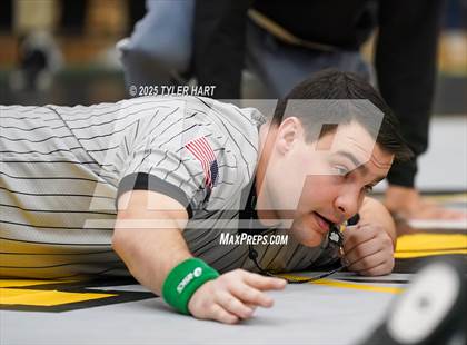 Thumbnail 1 in IHSAA Sectional 25. Avon (Afternoon Matches) photogallery.