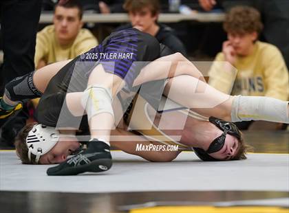 Thumbnail 1 in IHSAA Sectional 25. Avon (Afternoon Matches) photogallery.