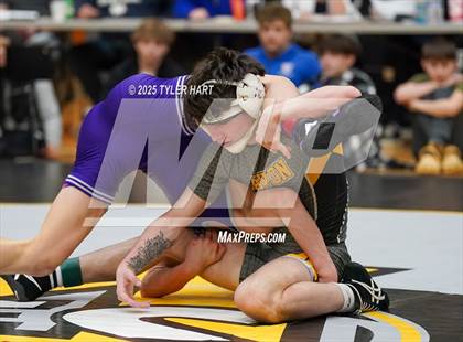 Thumbnail 3 in IHSAA Sectional 25. Avon (Afternoon Matches) photogallery.