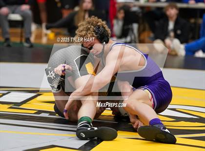 Thumbnail 3 in IHSAA Sectional 25. Avon (Afternoon Matches) photogallery.