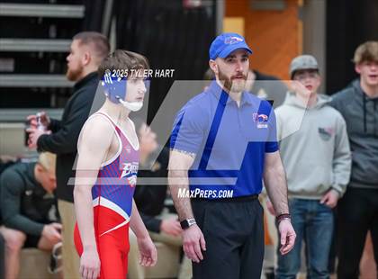 Thumbnail 1 in IHSAA Sectional 25. Avon (Afternoon Matches) photogallery.
