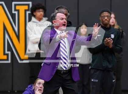 Thumbnail 3 in IHSAA Sectional 25. Avon (Afternoon Matches) photogallery.