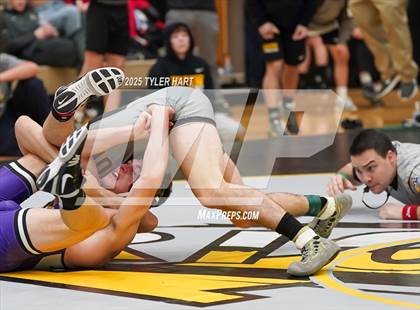 Thumbnail 2 in IHSAA Sectional 25. Avon (Afternoon Matches) photogallery.