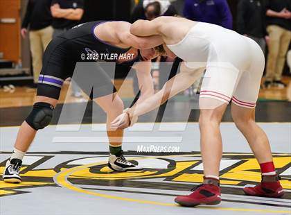 Thumbnail 3 in IHSAA Sectional 25. Avon (Afternoon Matches) photogallery.