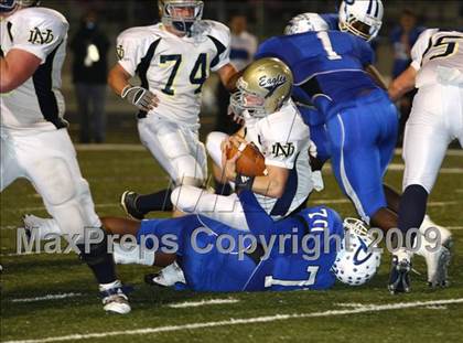 Thumbnail 3 in New Diana vs. Daingerfield (Texas Bi-District Playoffs) photogallery.