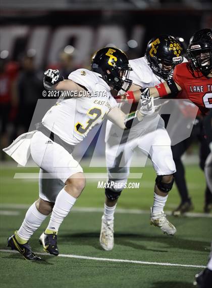 Thumbnail 1 in East Central vs. Lake Travis (UIL 6A Area Playoff) photogallery.