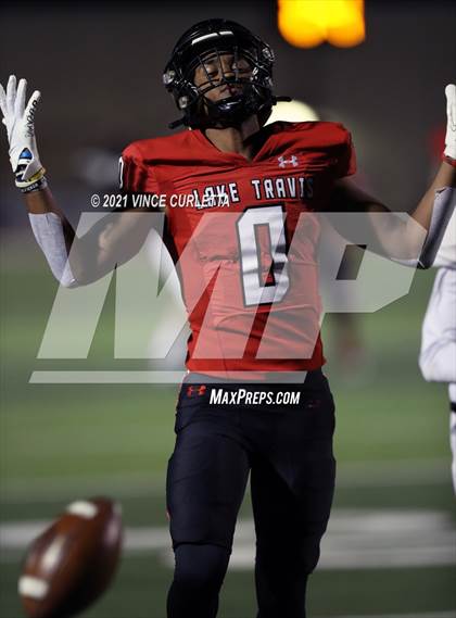 Thumbnail 3 in East Central vs. Lake Travis (UIL 6A Area Playoff) photogallery.