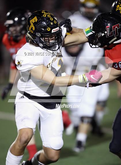 Thumbnail 2 in East Central vs. Lake Travis (UIL 6A Area Playoff) photogallery.