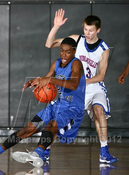 Thumbnail 1 in North Crowley vs. Duncanville (McDonald's Texas Invitational) photogallery.