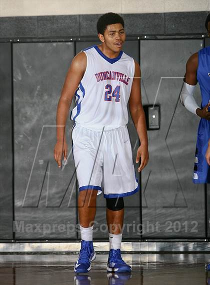 Thumbnail 3 in North Crowley vs. Duncanville (McDonald's Texas Invitational) photogallery.