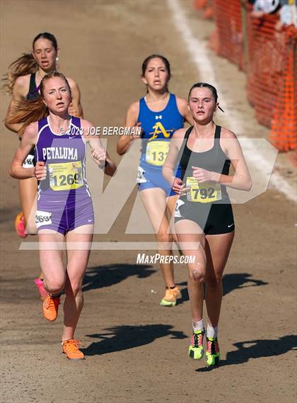 Thumbnail 2 in CIF Division 4 Championships photogallery.