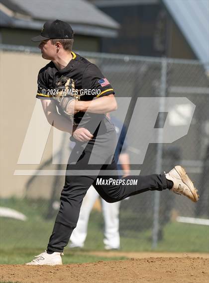 Thumbnail 2 in Quaker Valley @ Hopewell photogallery.