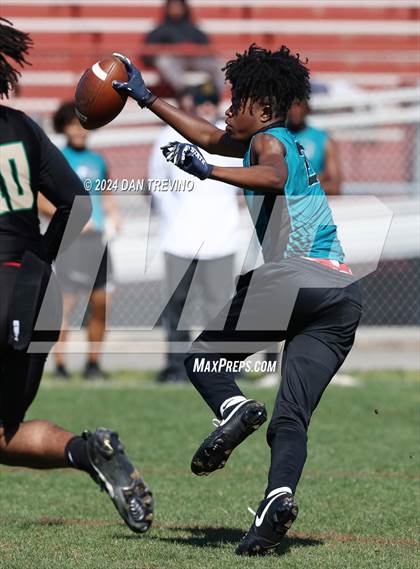 Thumbnail 3 in Huguenot v Hickory (Phillip Sims 7v7 Invitational) photogallery.