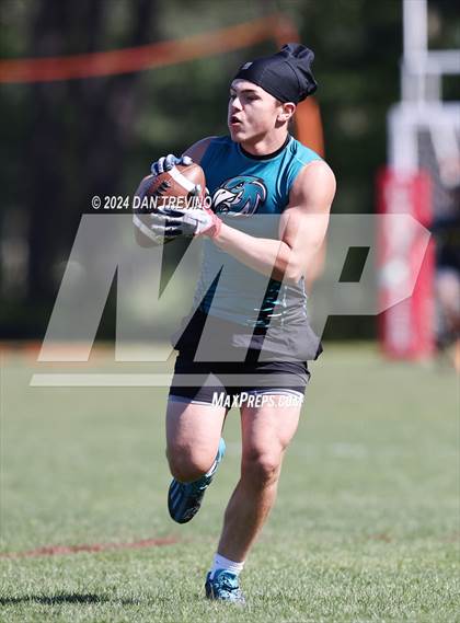 Thumbnail 2 in Huguenot v Hickory (Phillip Sims 7v7 Invitational) photogallery.