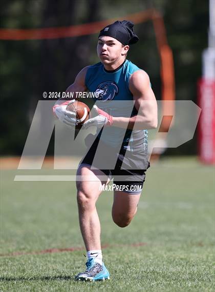 Thumbnail 3 in Huguenot v Hickory (Phillip Sims 7v7 Invitational) photogallery.