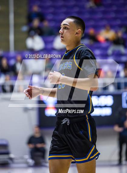 Thumbnail 1 in Timpview vs. Orem (UHSAA 5A Semifinal) photogallery.