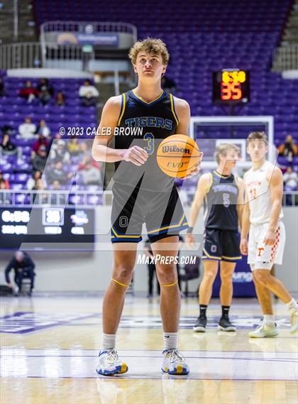 Thumbnail 2 in Timpview vs. Orem (UHSAA 5A Semifinal) photogallery.