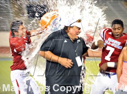 Thumbnail 3 in Native All-Star Football Classic (Red Hawks vs. Blue Eagles) photogallery.