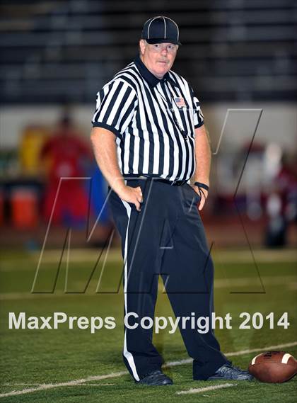 Thumbnail 2 in Native All-Star Football Classic (Red Hawks vs. Blue Eagles) photogallery.